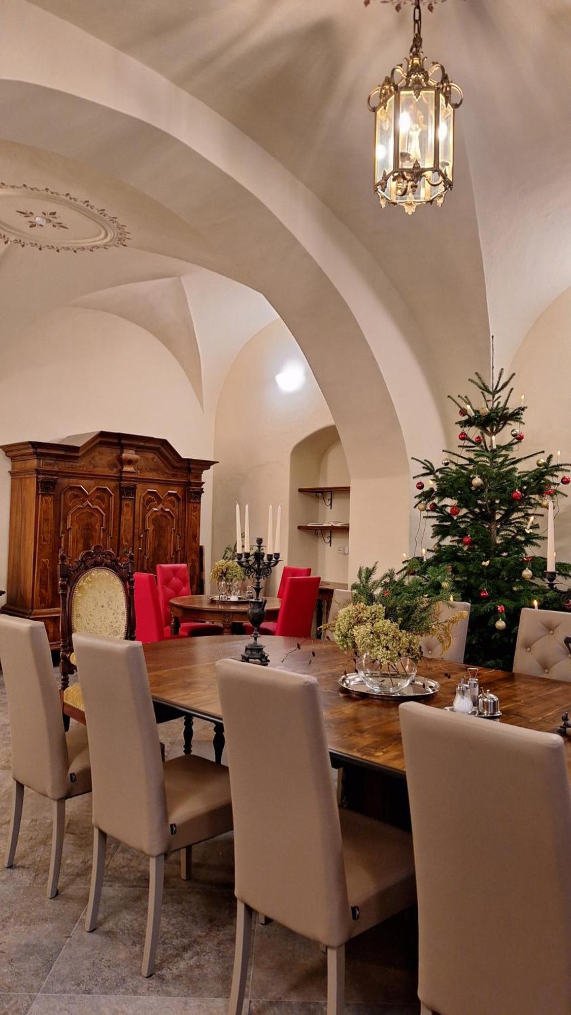 Stadtpalais Marche-Suite Maximal 2 Personen Und 1 Kleinkind 包岑 外观 照片