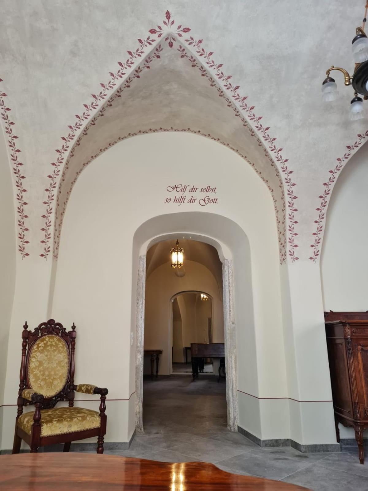 Stadtpalais Marche-Suite Maximal 2 Personen Und 1 Kleinkind 包岑 外观 照片