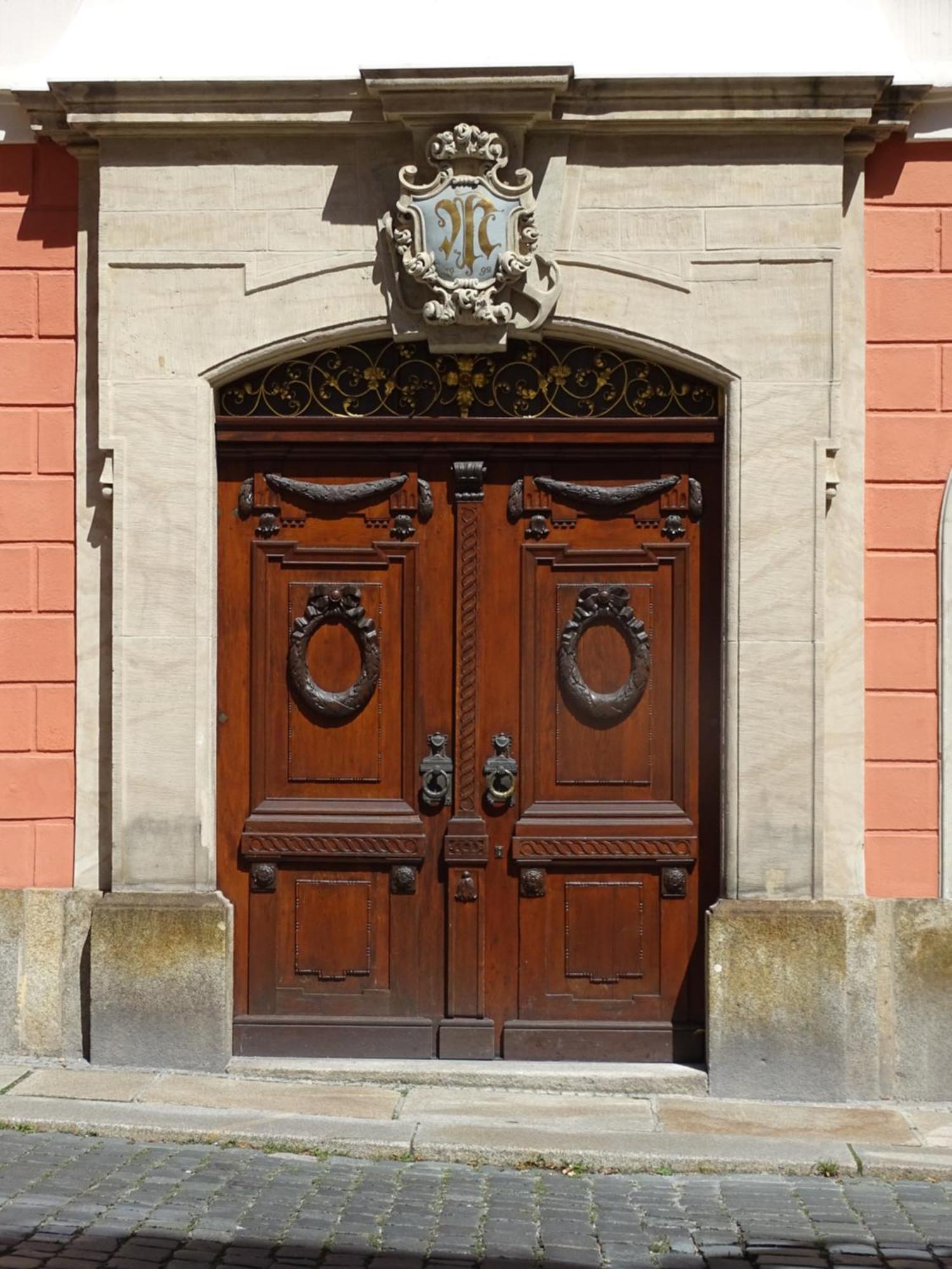 Stadtpalais Marche-Suite Maximal 2 Personen Und 1 Kleinkind 包岑 外观 照片